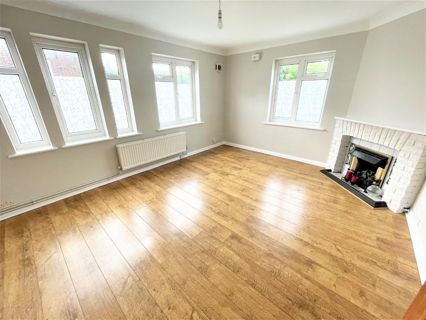 Daws Lane, Mill Hill